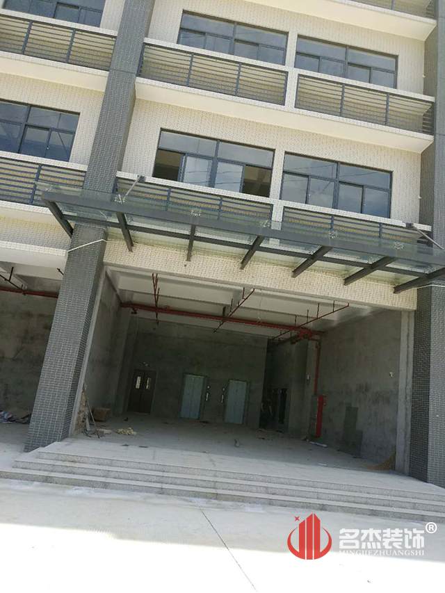 辦公室香草视频APP成人現場開工照.jpg 辦公室香草视频APP成人現場開工照.jpg