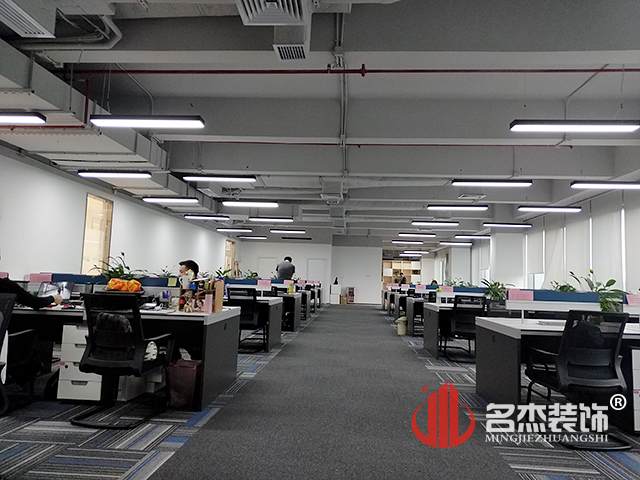 辦公室香草视频APP成人.jpg