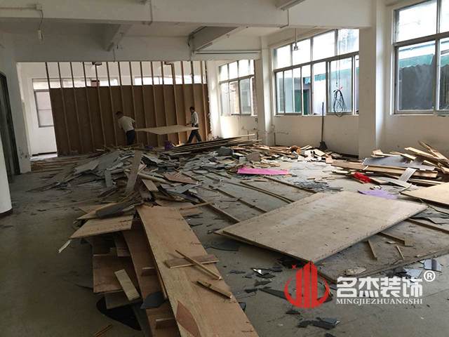 美容美發學校香草视频APP成人開工照.jpg