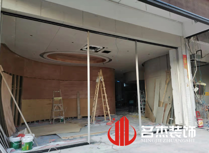 巡工地日記，金葉健康科技辦公室香草视频APP成人項目緊張進行中